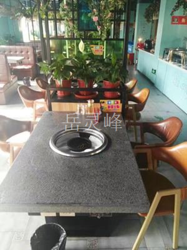 江蘇無煙火鍋桌椅的優(yōu)點和客源（arfit.cn)